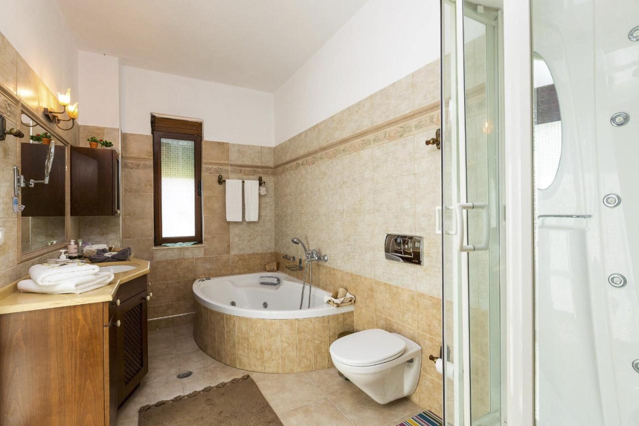 Villa Natura - With Private Heated Pool Tria Monastiria 外观 照片