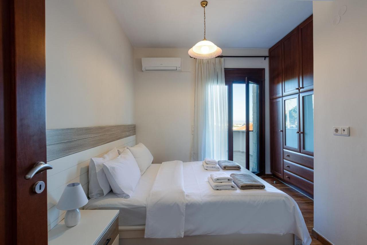Villa Natura - With Private Heated Pool Tria Monastiria 外观 照片
